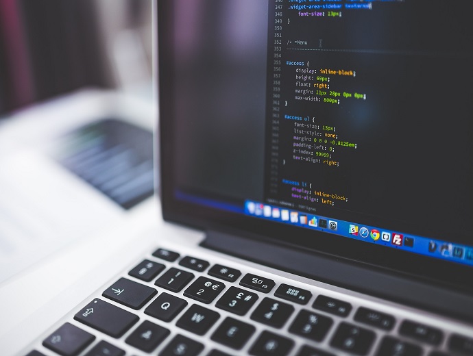 https://unsplash.com/@kellybrito